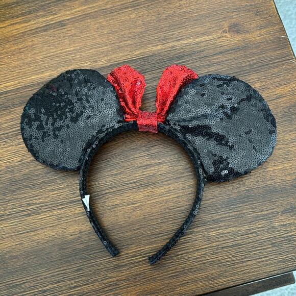 Disney Minnie Mouse sequined ears with red bow headband sequins trip vacation - Picture 6 of 9